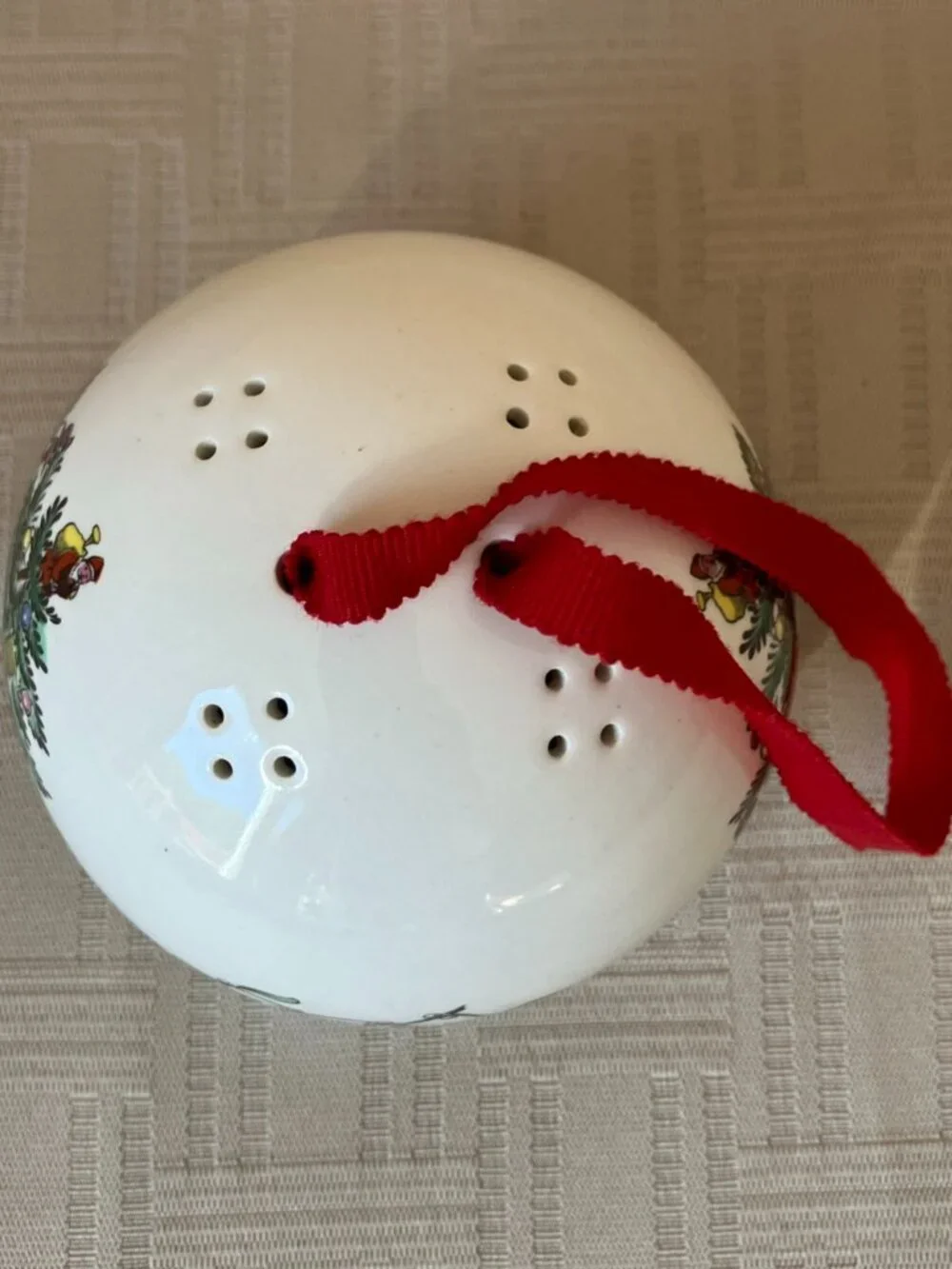 Vtg 1982 SPODE CHRISTMAS POTPOURRI BALL SPHERE ORNAMENT ENGLAND S3324-G